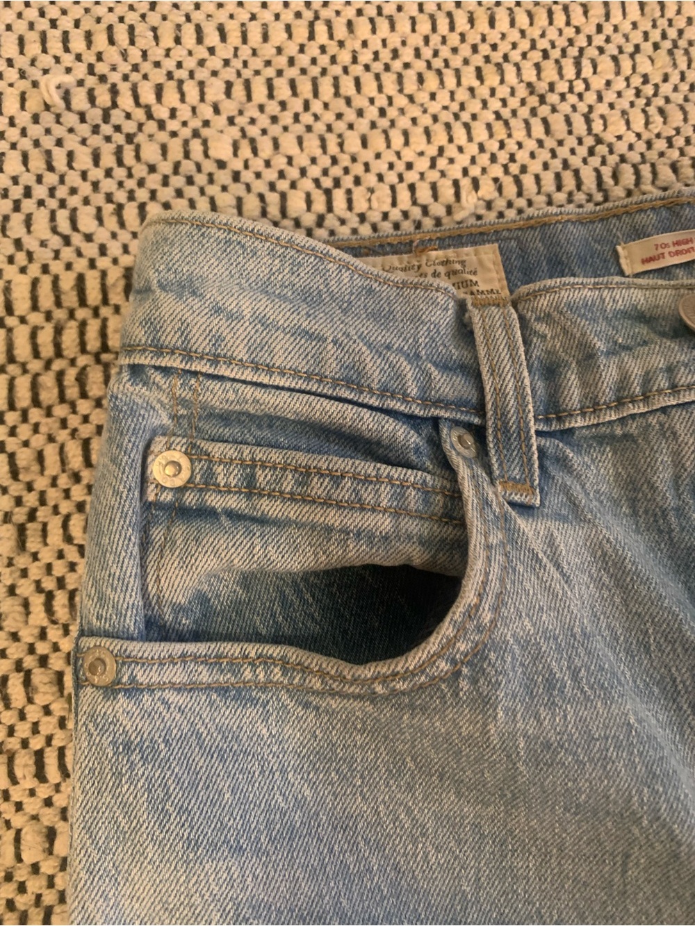 Levi's 70s High Straight Leg High Rise Light Wash Jeans W25 L29 - Picture 10 of 14